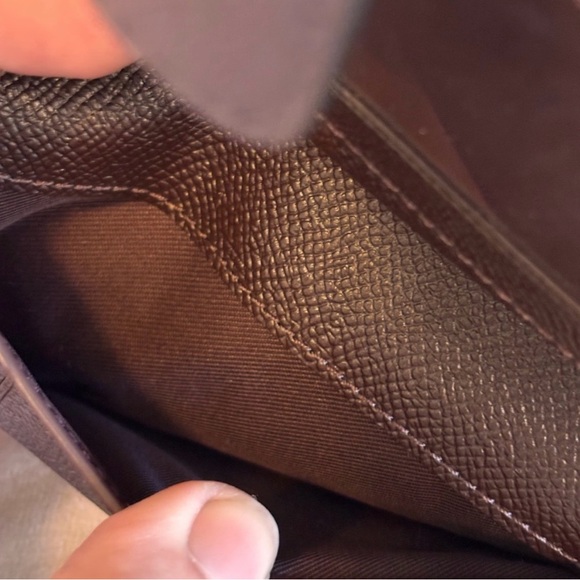 COACH Purple Pebbled Leather Snap Continental Wallet EUC - Picture 6 of 8